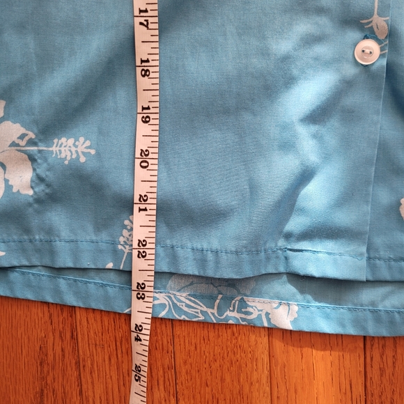 Hawaiian shirt - Picture 6 of 7